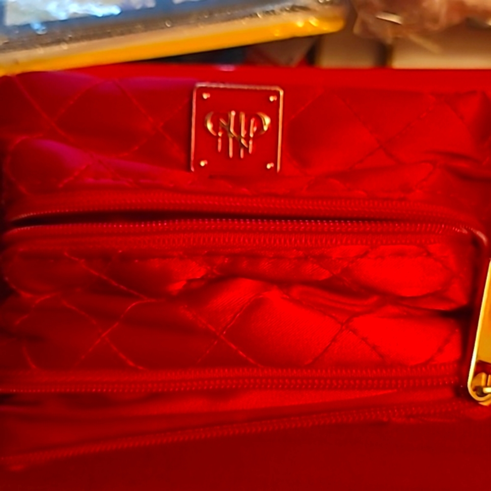 Purse N